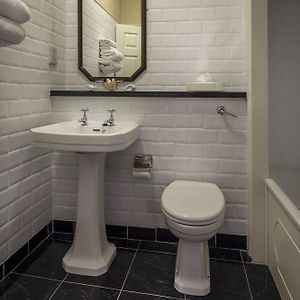 Classic Twin Room